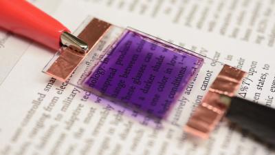 Switching electrochromic polymers