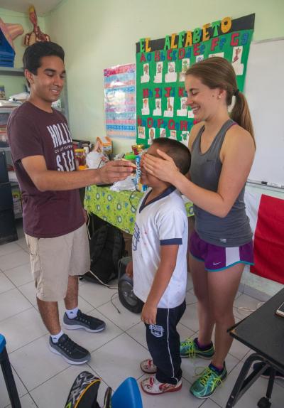 Georgia Tech Students Teach in Local School During Mexico LBAT