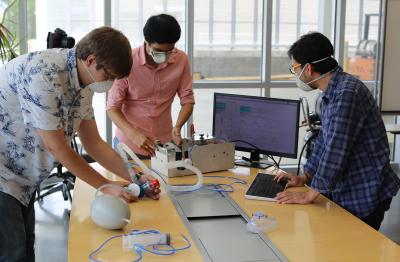Team working on Open-AirVentGT