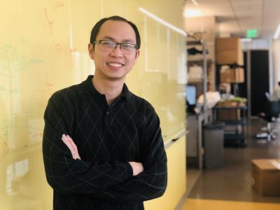 Mac Quoc in Gabe Kwong's lab