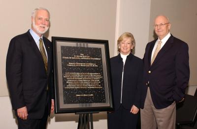 Georgia Tech President Wayne Clough (left) with Carolyn and Milt Stewart at the announcement reception of the school's naming in 2006