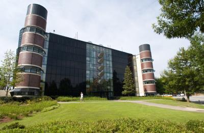 Research Horizons - Adv Manufacturing - Manufacturing Research Center recently celebrated its 20th anniversary