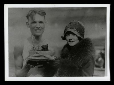 Cake Race in 1924