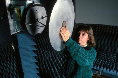 research Horizons - GTRI Past - rindoor compact range