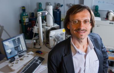 Nanoscale additive manufacturing3