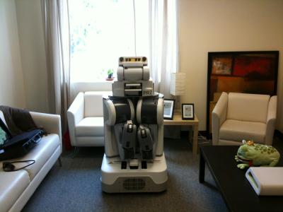 PR2 Robot Arrived