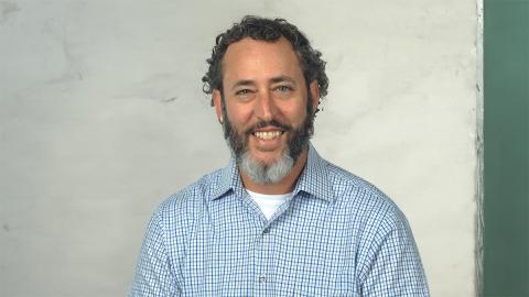 Warren Goetzel headshot.