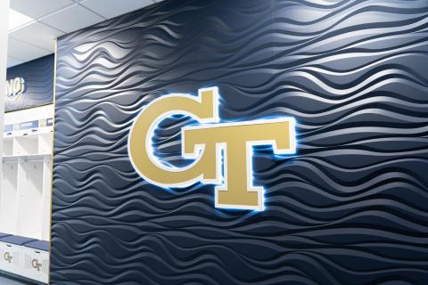 image of wall treatment in swim and dive locker room georgia tech