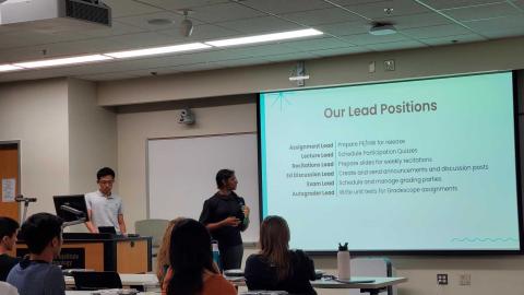 Head TAs present strategies they use in their courses. 