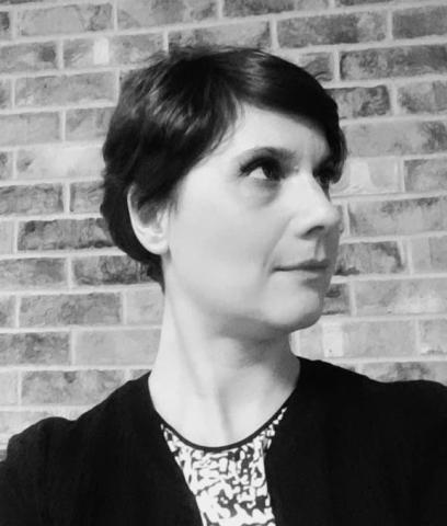 Headshot photo of Amélie