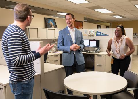 Rick Clark speaks with Georgia Tech staff.
