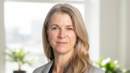 Photo portrait of Georgia Tech College of Computing Alumna Angie Lane