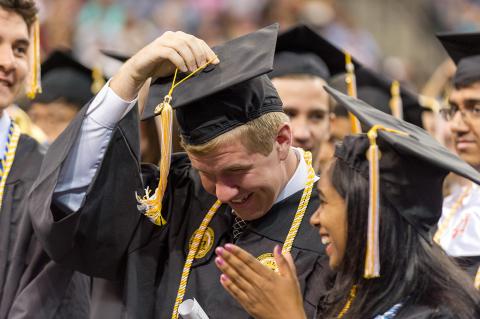 Turning a tassel