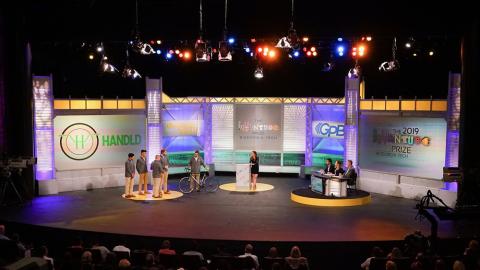 Team Handld presents their idea to the judges during the 2019 InVenture Prize Finals. (Photo: Dalton Touchberry)