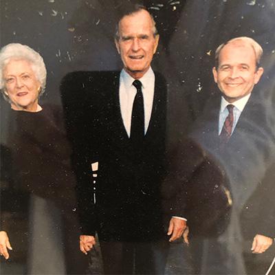 James Cramer pictured with Barbara and George H.W. Bush