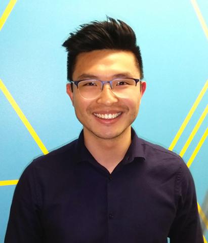 Portrait of Sustainable Undergraduate Research Fellow Leo Chen.