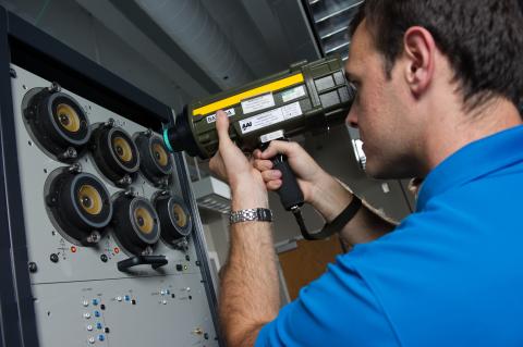 AN/AAR-57 Common Missile Warning System2