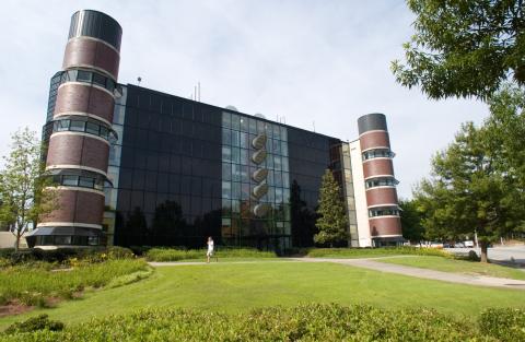 Research Horizons - Adv Manufacturing -  Manufacturing Research Center recently celebrated its 20th anniversary