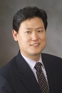 Dennis Hong