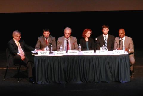 (left to right) Mr. Joseph Bankoff, Consul General Paul Gleeson, Deputy Consul General Thomas Wülfing, Mrs. Betsy Root, Mr. Noah Downer, and Councilman Kwanza Hall at GTMUN XVI’s opening ceremonies.