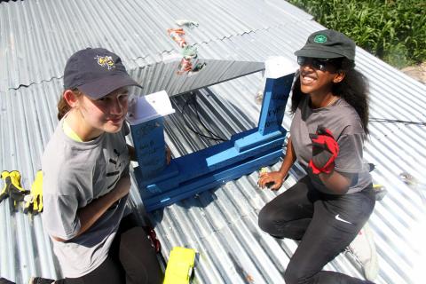 Elizabeth Robelo and Julie Bezabih