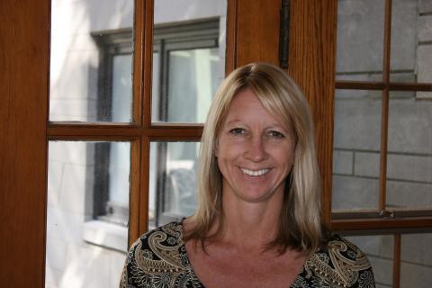 Lisa_Herrmann headshot