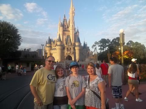 Mac Pitts with family