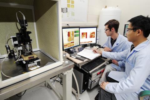 Research Horizons - Moore's Law -study the properties of graphene-based devices