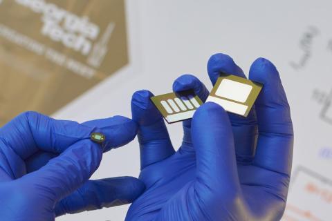 Organic and silicon photodiodes for comparison