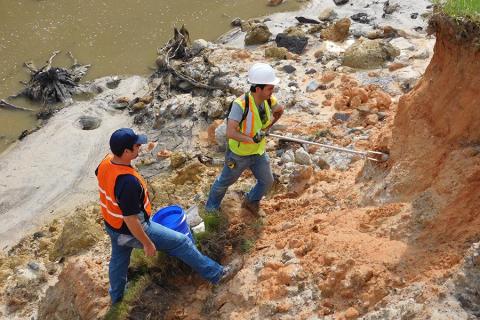 CEE SC Flooding 2015 - Cary's Lake Sampling