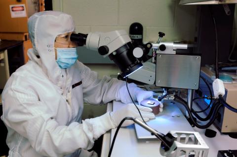GTRI Team, 3-D Solar Cells
