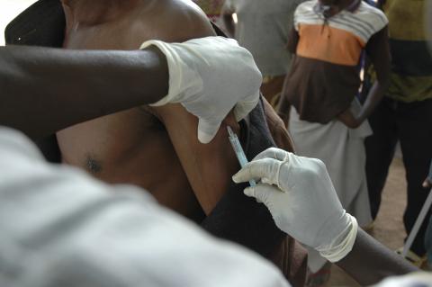 HHLConf15- Vaccine distribution